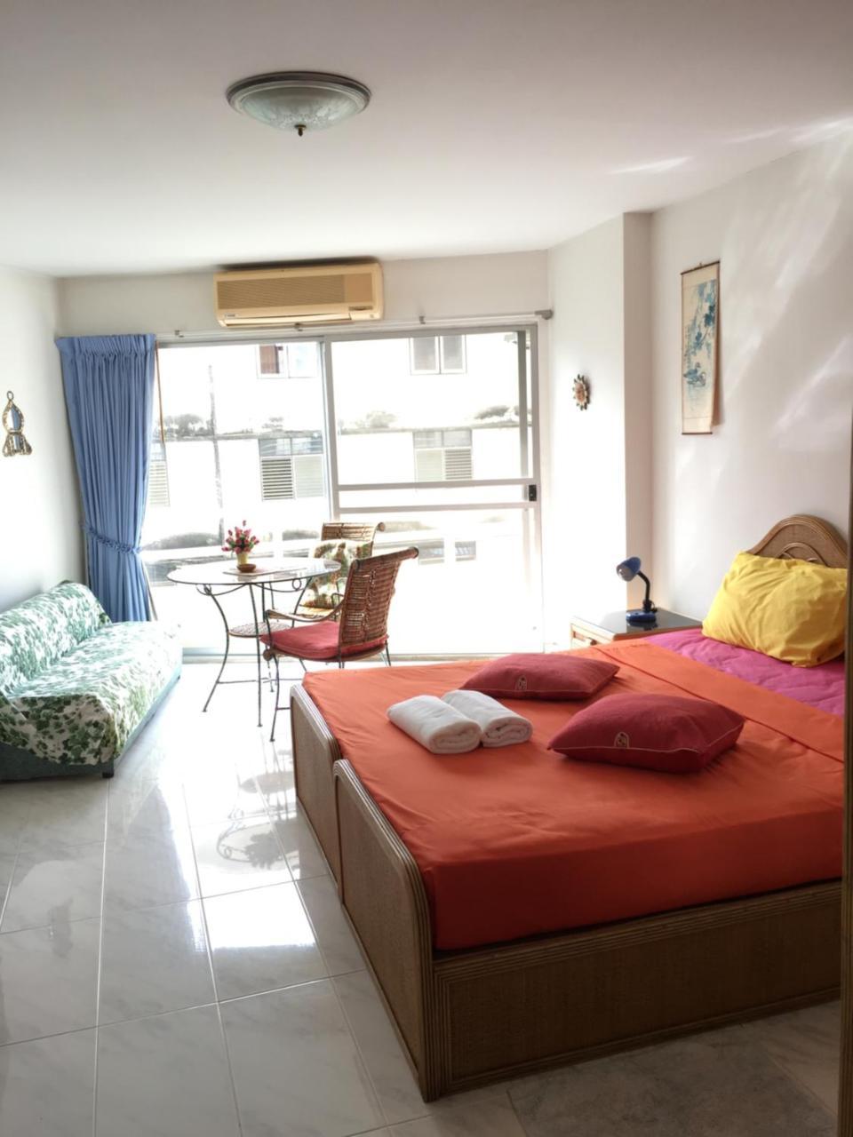 B&B View Talay 1B Studio Jomtien Pattaya Buitenkant foto